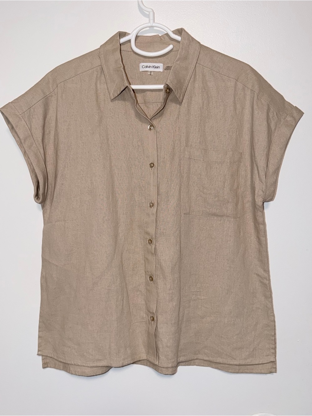 Calvin Klein Men’s Beige Linen Blend Button-Down Short Sleeve Shirt